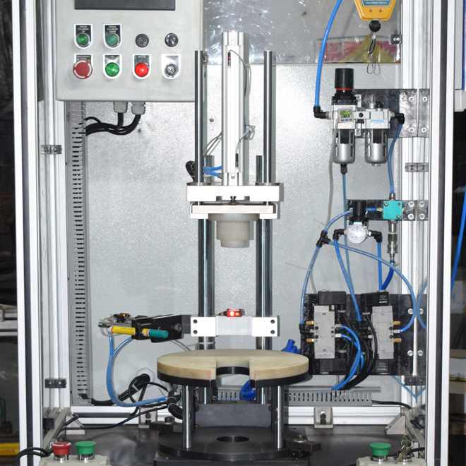 Vacuum Switch Assembly Machine For Booster